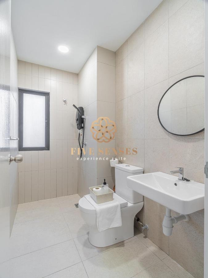 شقة كوالالمبور  في Kenwingston Avenue By Five Senses المظهر الخارجي الصورة