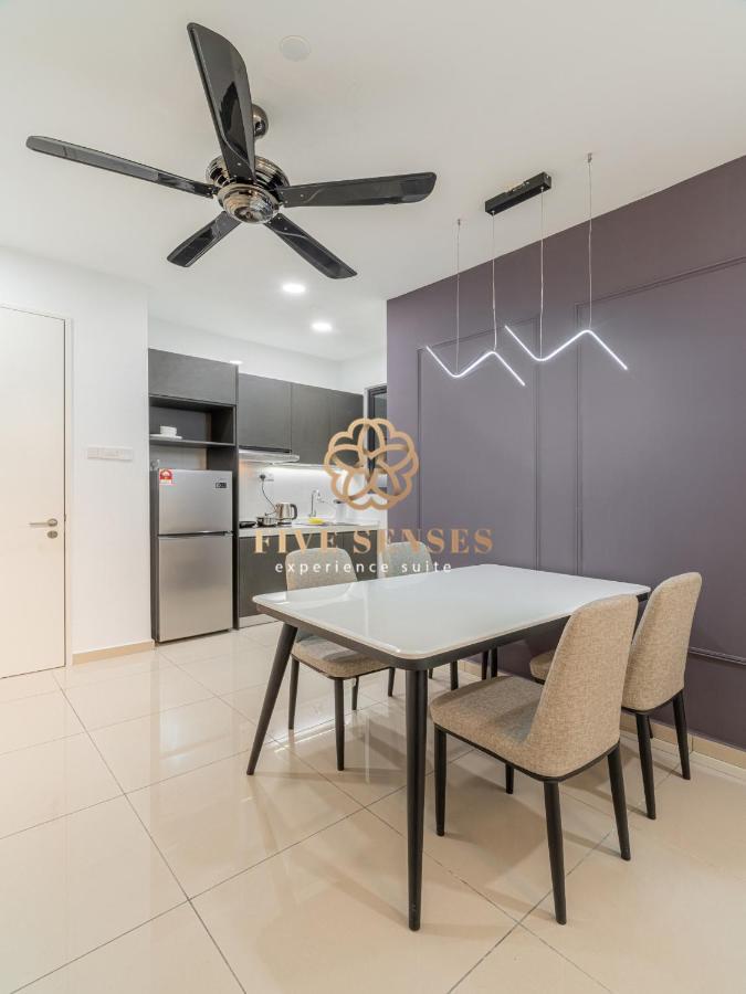 شقة كوالالمبور  في Kenwingston Avenue By Five Senses المظهر الخارجي الصورة